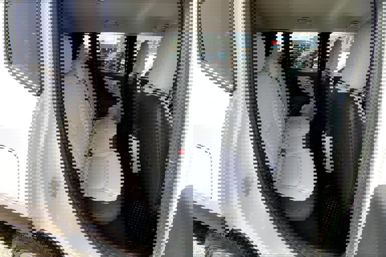 Used 2022 Jeep Renegade Limited image 19