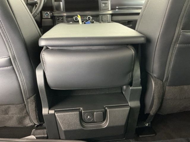 Certified 2025 Ford F450 Lariat w/ FX4 Off-Road Package image 28