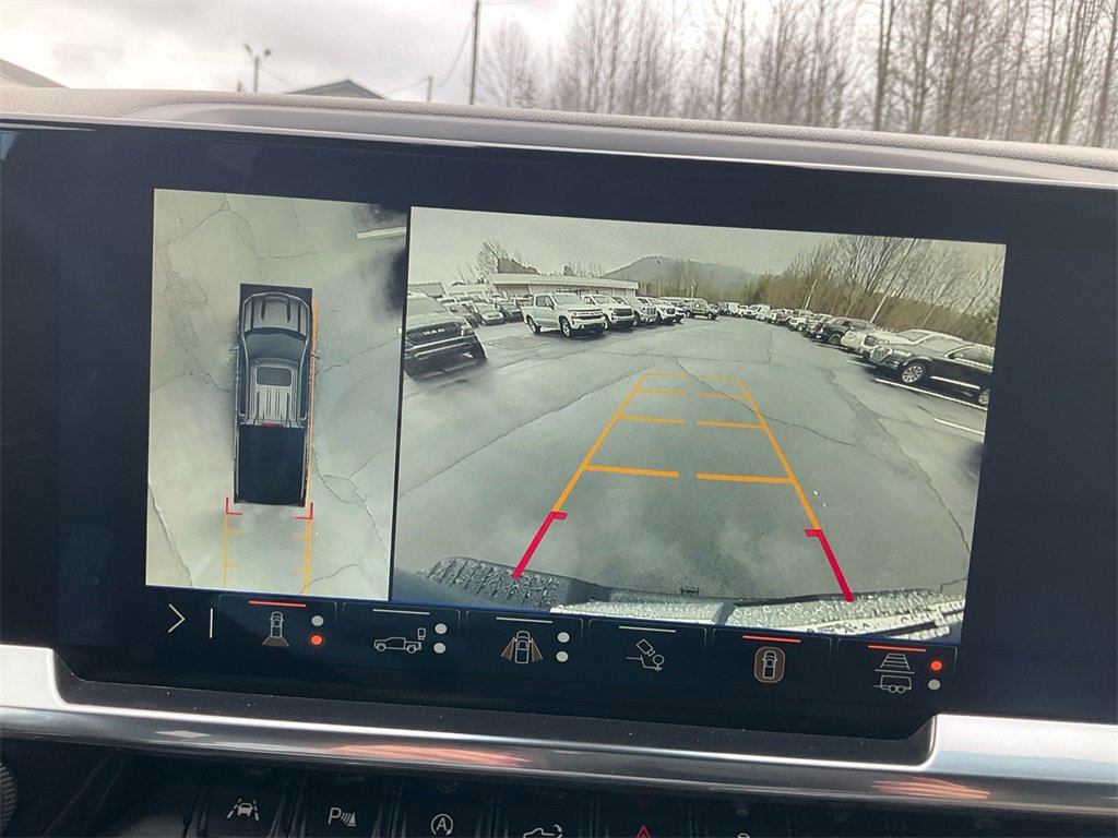 Used 2024 Chevrolet Silverado 1500 LT Trail Boss w/ LT Trail Boss Premium Package image 24