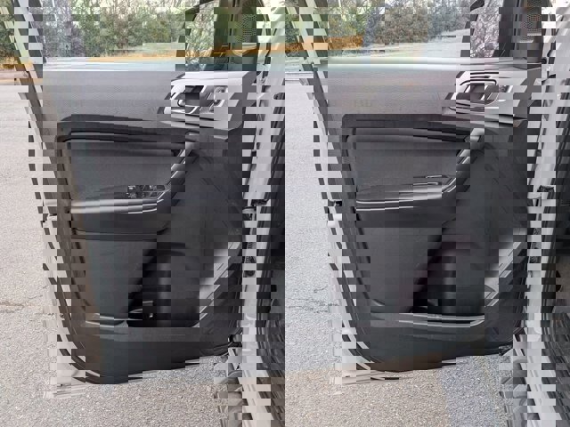 Certified 2022 Ford Ranger XLT w/ Equipment Group 302A High image 12