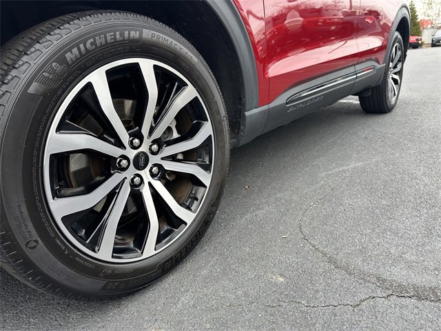 Certified 2022 Ford Explorer ST-Line image 12
