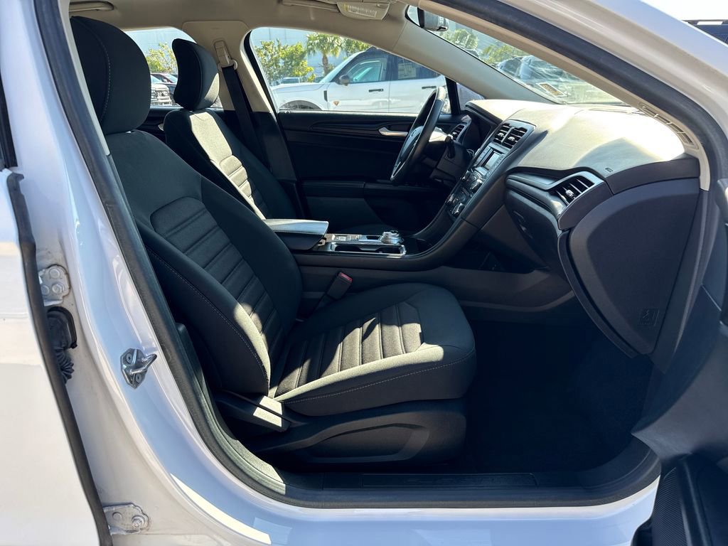 Certified 2018 Ford Fusion S w/ Equipment Group 101A image 22