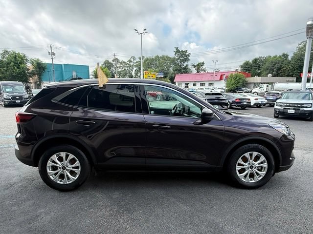 Certified 2023 Ford Escape Active w/ Tech Pack #2 AWD/4WD image 9