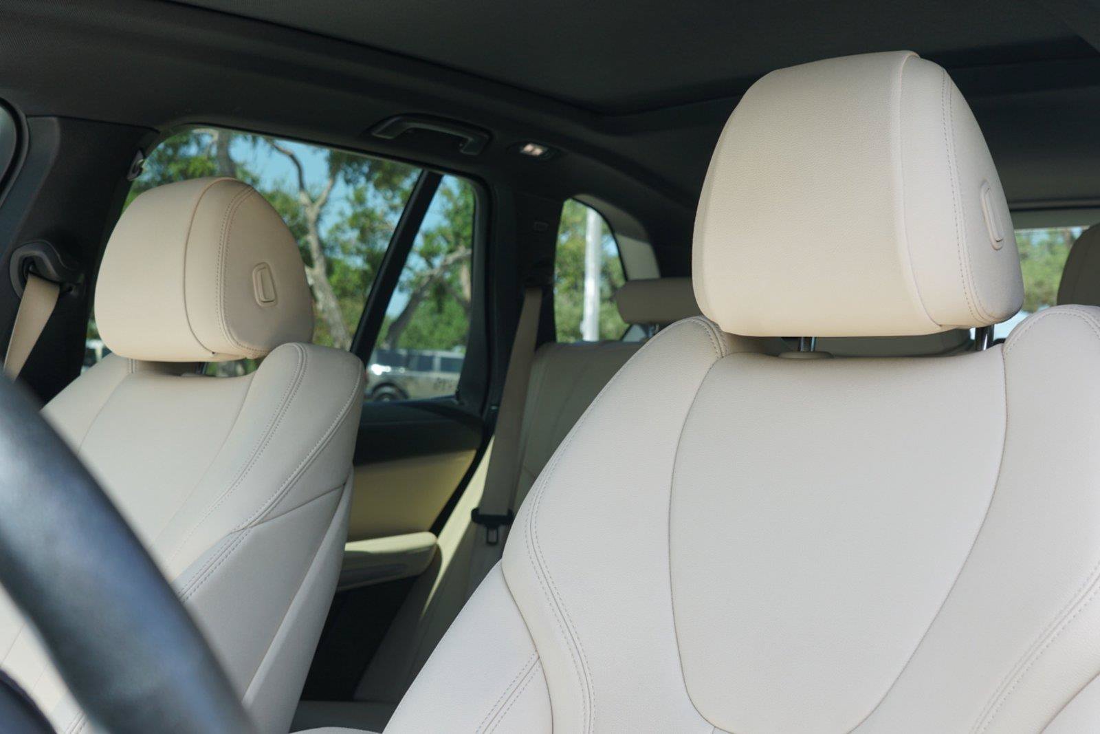 Used 2020 BMW X5 sDrive40i w/ Convenience Package RWD image 11