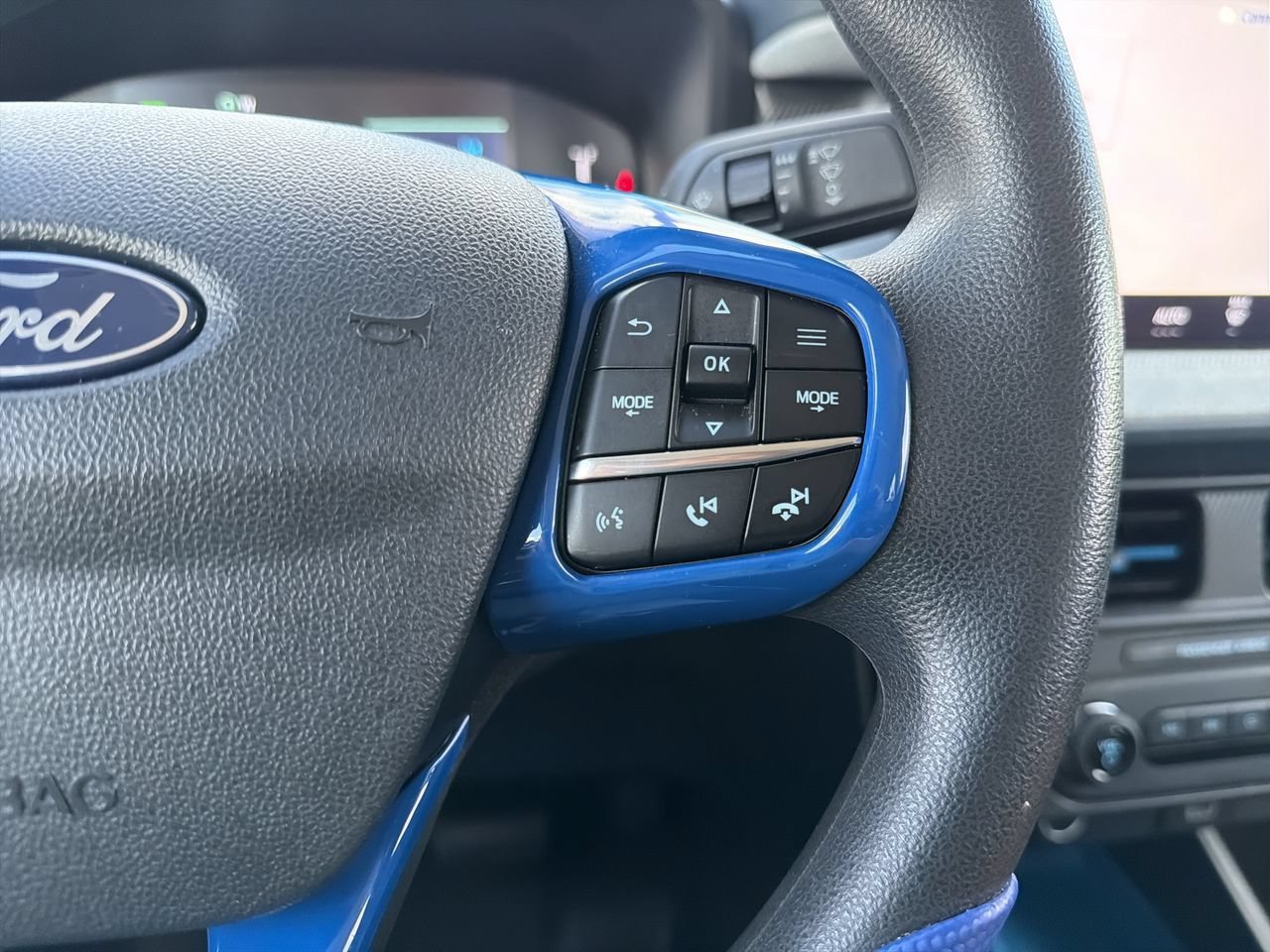 Certified 2025 Ford Maverick XLT FWD image 26