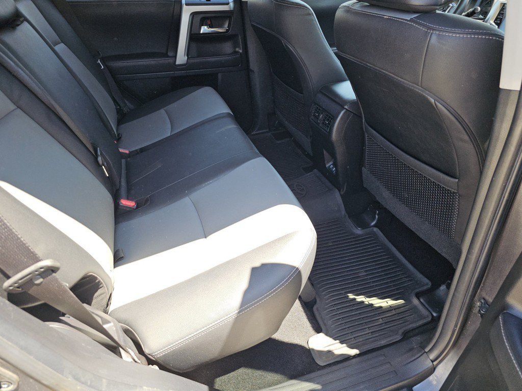 Used 2022 Toyota 4Runner SR5 Premium AWD/4WD image 5