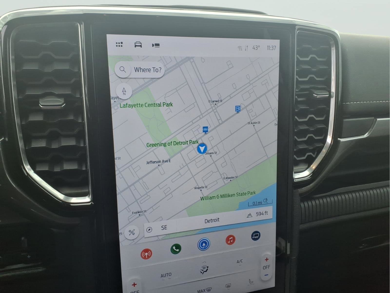 Certified 2024 Ford Ranger Lariat w/ Advanced Towing Package image 15