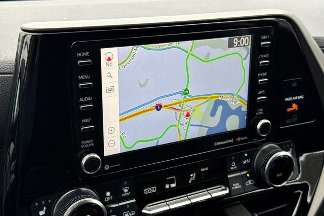 Used 2022 Toyota Highlander XLE image 22