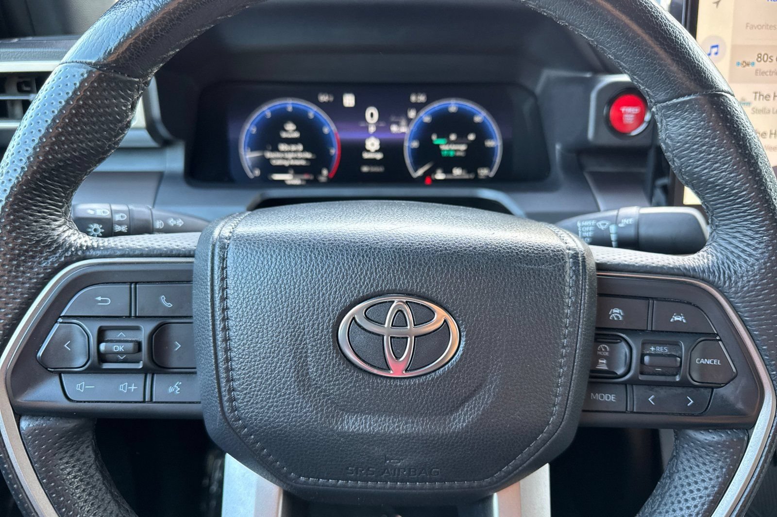 Used 2025 Toyota Tacoma TRD Off-Road AWD/4WD image 26