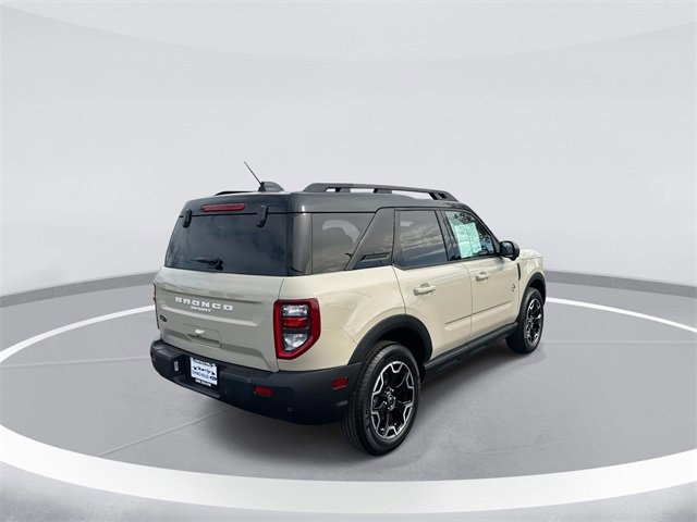 Certified 2025 Ford Bronco Sport Outer Banks w/ Outer Banks Tech Package+ image 3