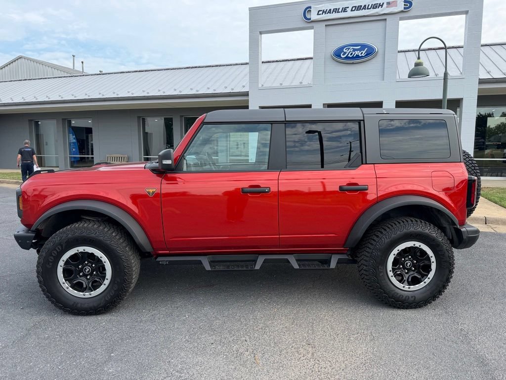 Certified 2023 Ford Bronco Badlands w/ Sasquatch Package AWD/4WD image 2