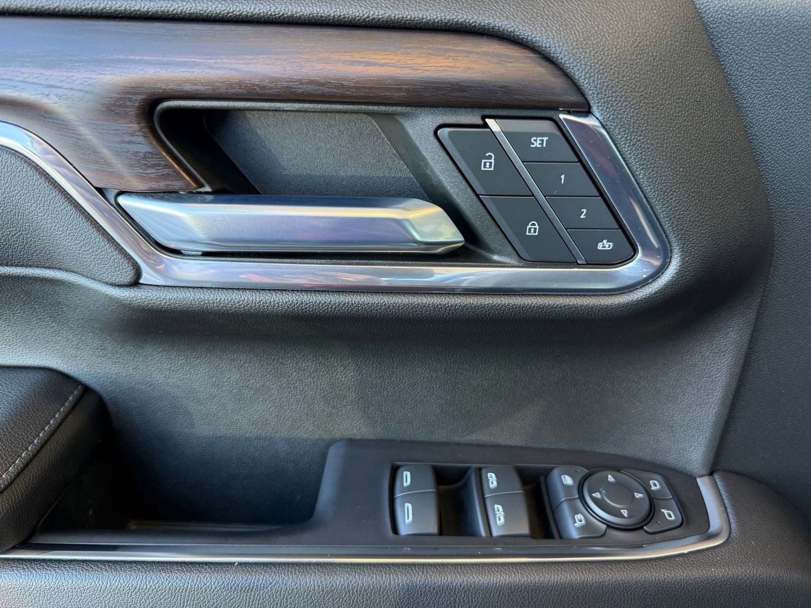 Used 2022 GMC Sierra 1500 SLT w/ SLT Premium Plus Package image 13