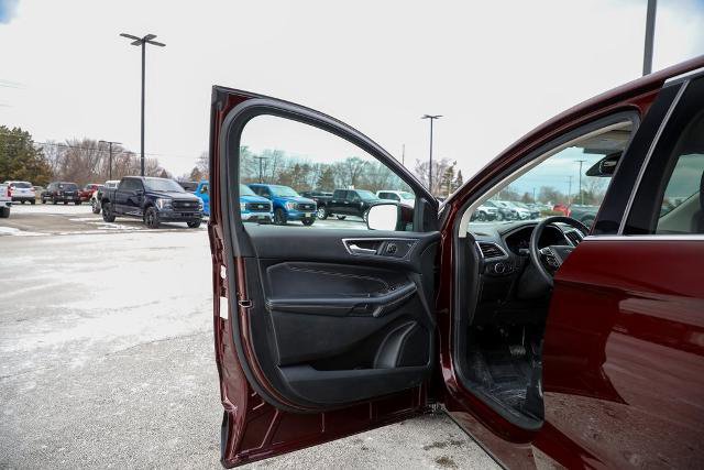 Certified 2024 Ford Edge Titanium image 17