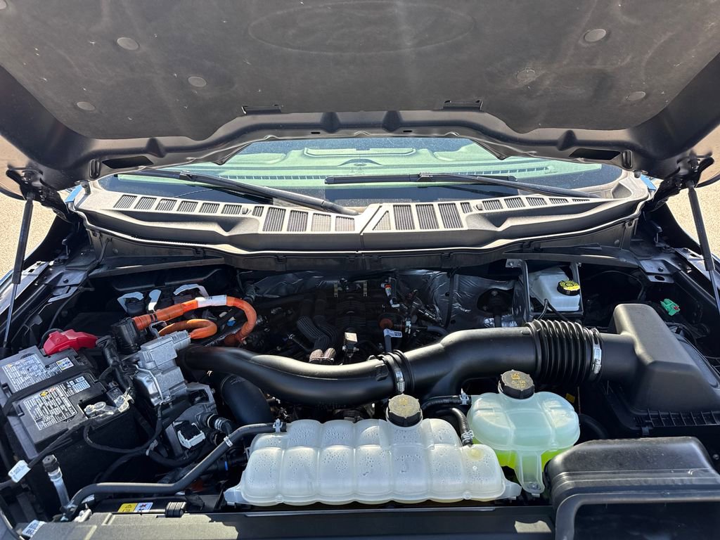 Certified 2025 Ford F150 XLT w/ Equipment Group 302A MID AWD/4WD image 29