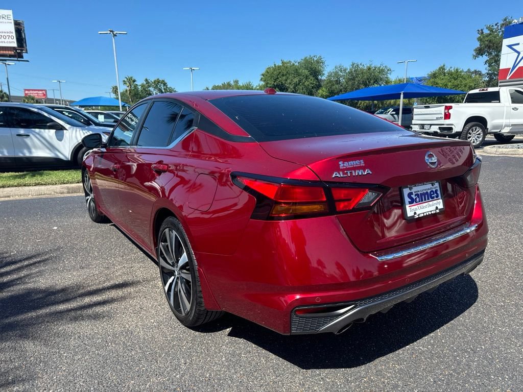 Used 2022 Nissan Altima 2.5 SR FWD image 3