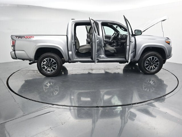 Used 2023 Toyota Tacoma TRD Sport w/ Advanced Technology Package AWD/4WD image 39