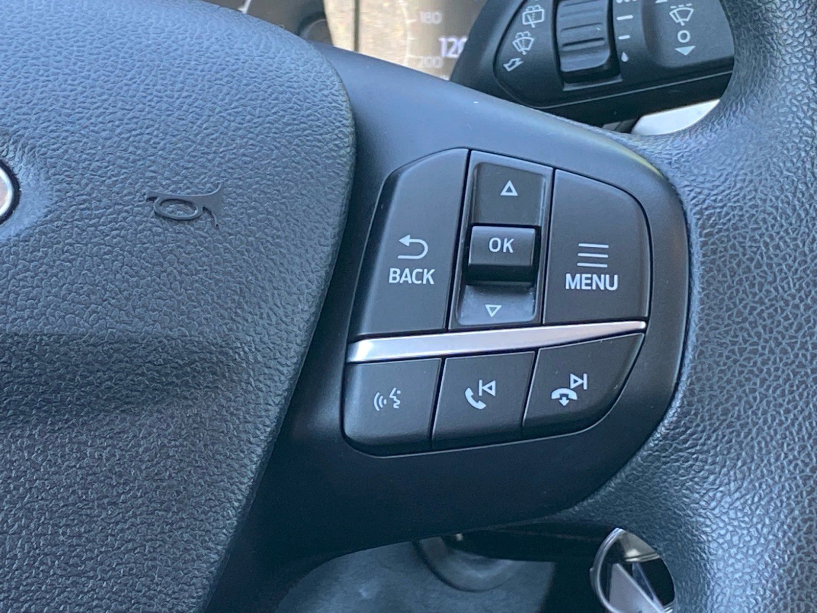 Certified 2022 Ford Escape S AWD/4WD image 10