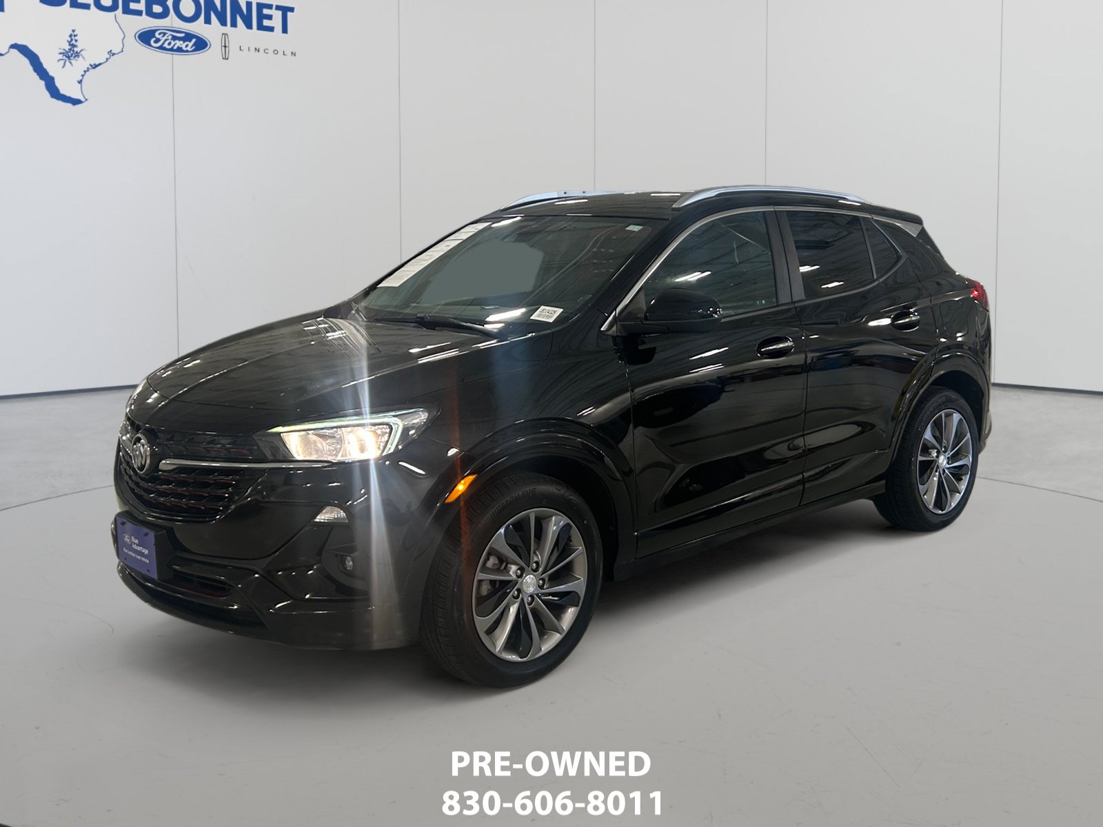 Used 2022 Buick Encore GX Select w/ Sport Touring Package FWD image 1