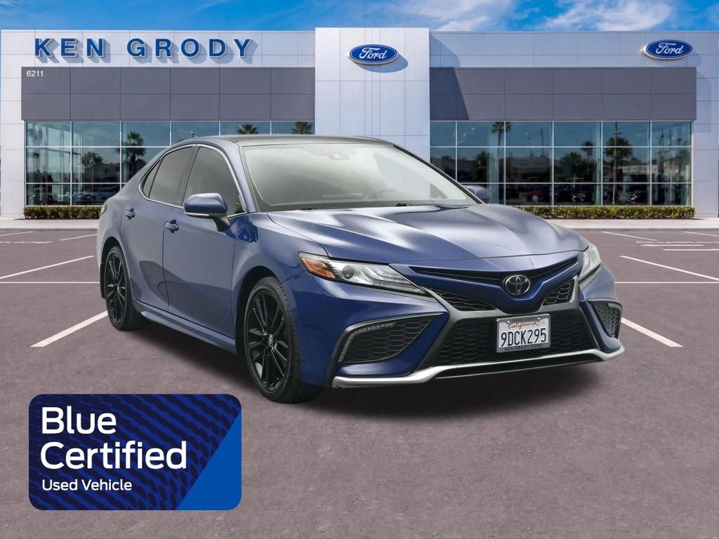 Used 2023 Toyota Camry XSE FWD image 1