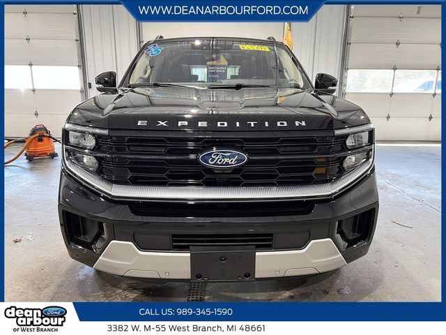 Certified 2025 Ford Expedition Platinum AWD/4WD image 2