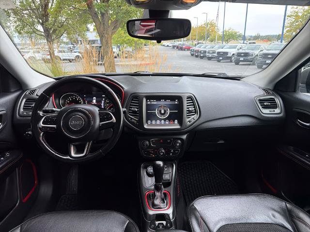 Used 2020 Jeep Compass Trailhawk AWD/4WD image 33