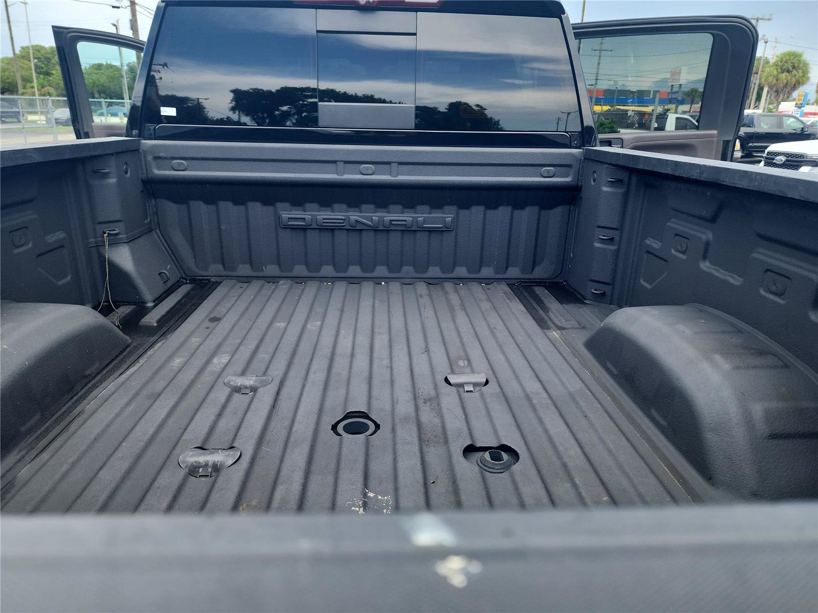 Used 2023 GMC Sierra 2500 Denali w/ Denali Ultimate Package AWD/4WD image 21