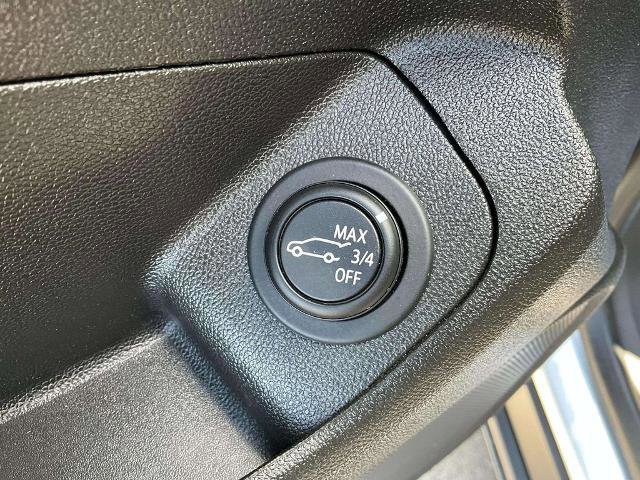 Used 2021 GMC Terrain SLT image 19