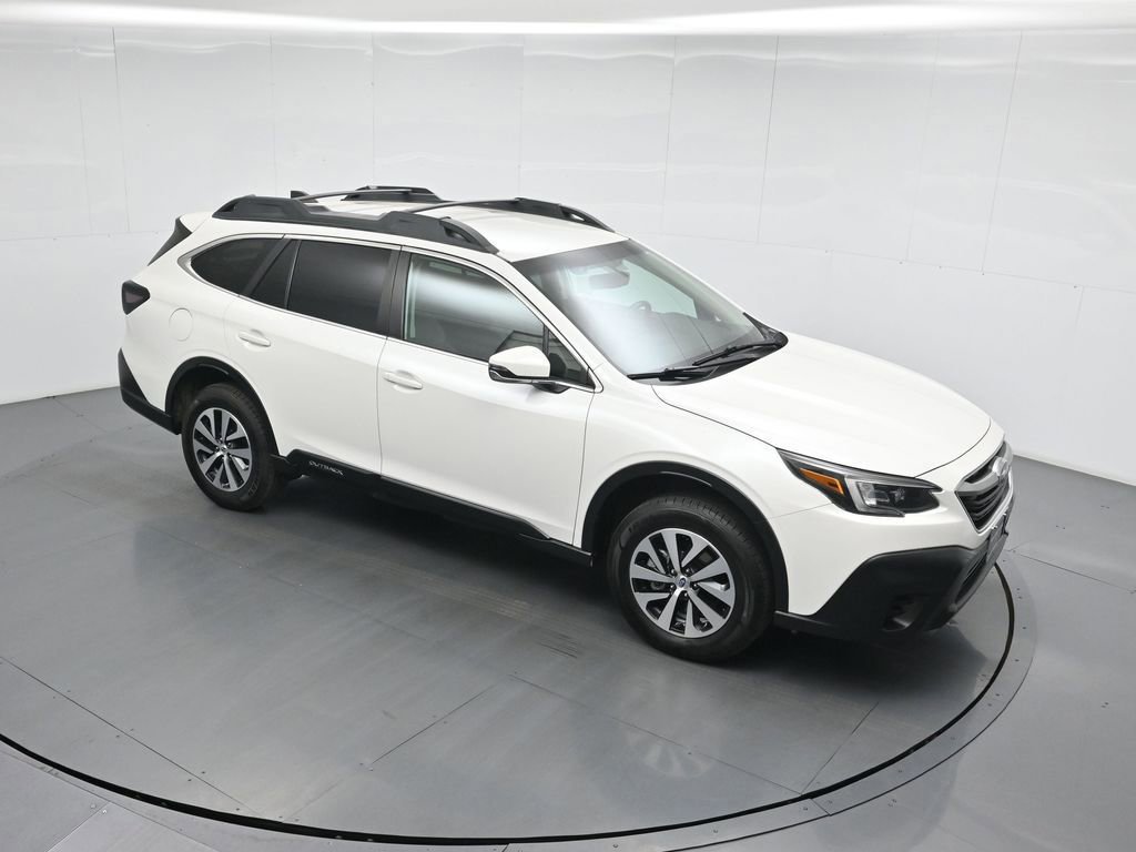 Used 2021 Subaru Outback Premium image 5