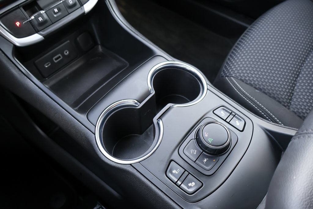 Used 2023 GMC Terrain SLE w/ Driver Convenience Package FWD image 35