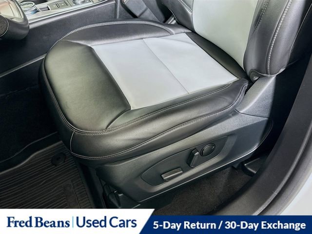 Certified 2023 Ford Explorer XLT image 20