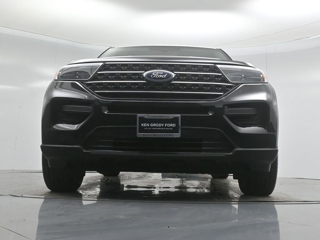 Certified 2022 Ford Explorer XLT image 30