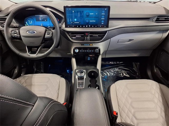 Certified 2023 Ford Escape Platinum w/ Premium Technology Package image 16