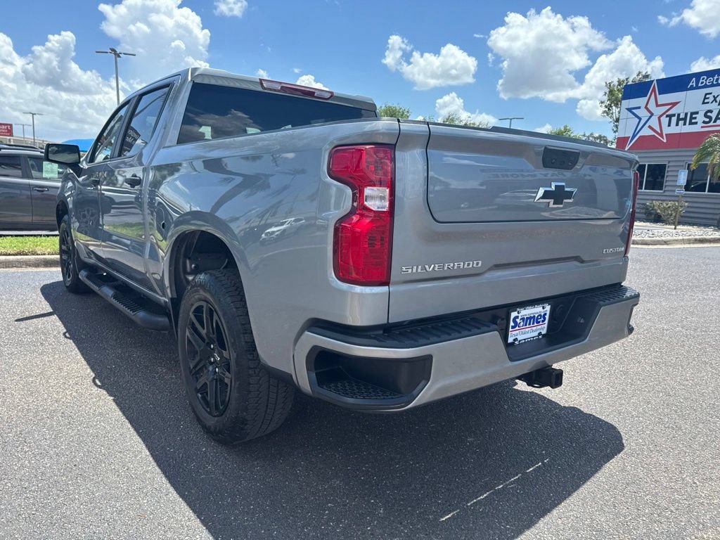 Used 2025 Chevrolet Silverado 1500 Custom w/ Turbomax Blackout Package RWD image 3