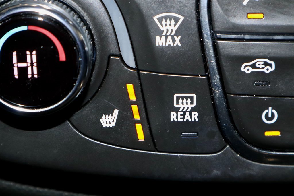 Used 2023 Chevrolet Traverse RS w/ LPO, Floor Liner Package image 11