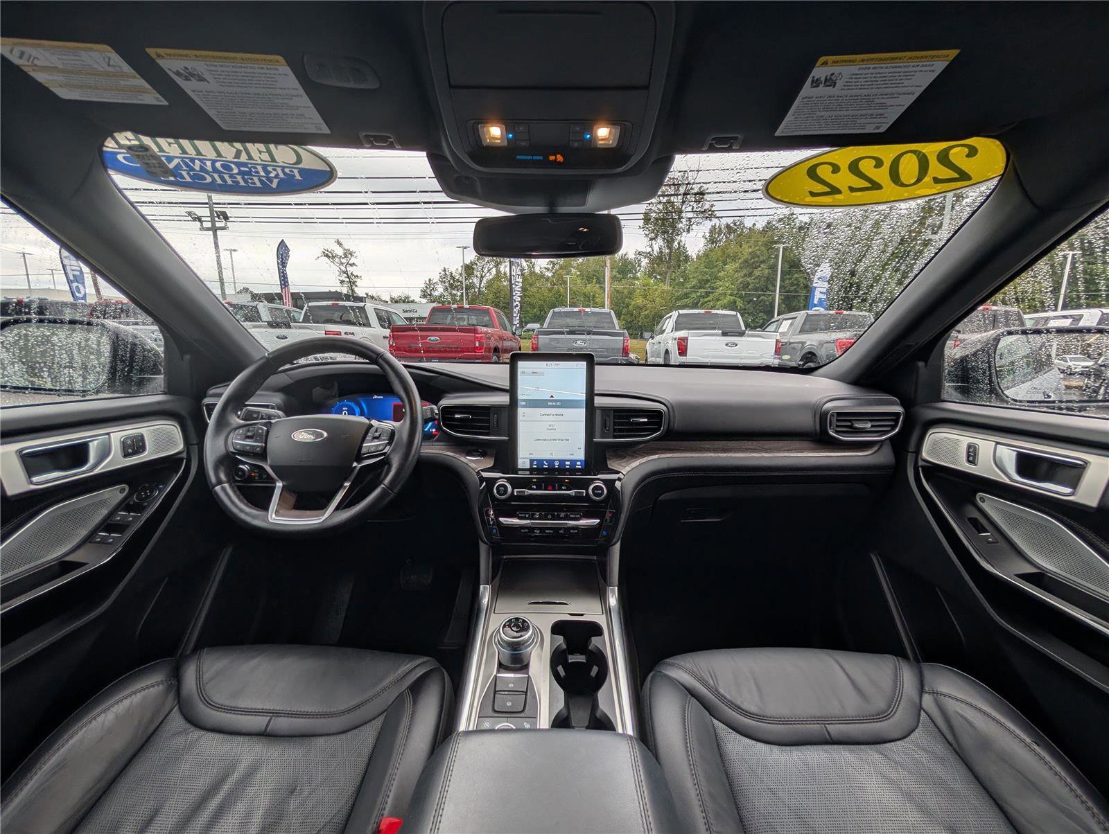 Certified 2022 Ford Explorer Platinum w/ Equipment Group 601A image 20