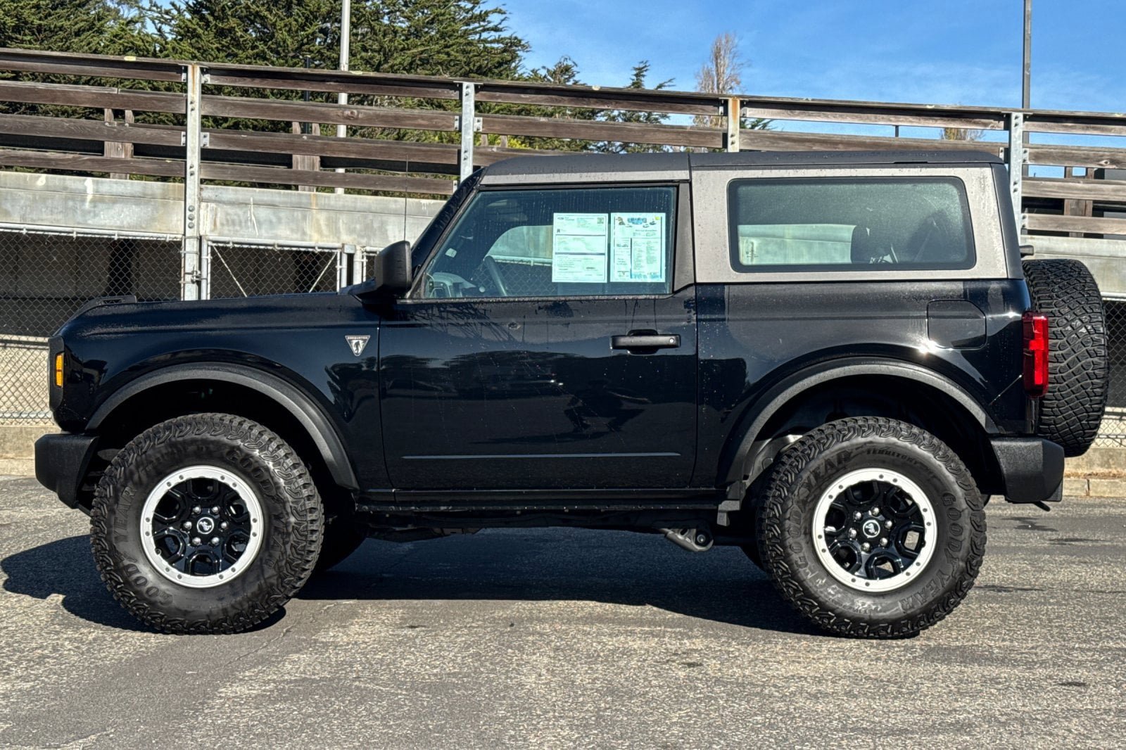 Certified 2023 Ford Bronco 2-Door w/ Sasquatch Package AWD/4WD image 10