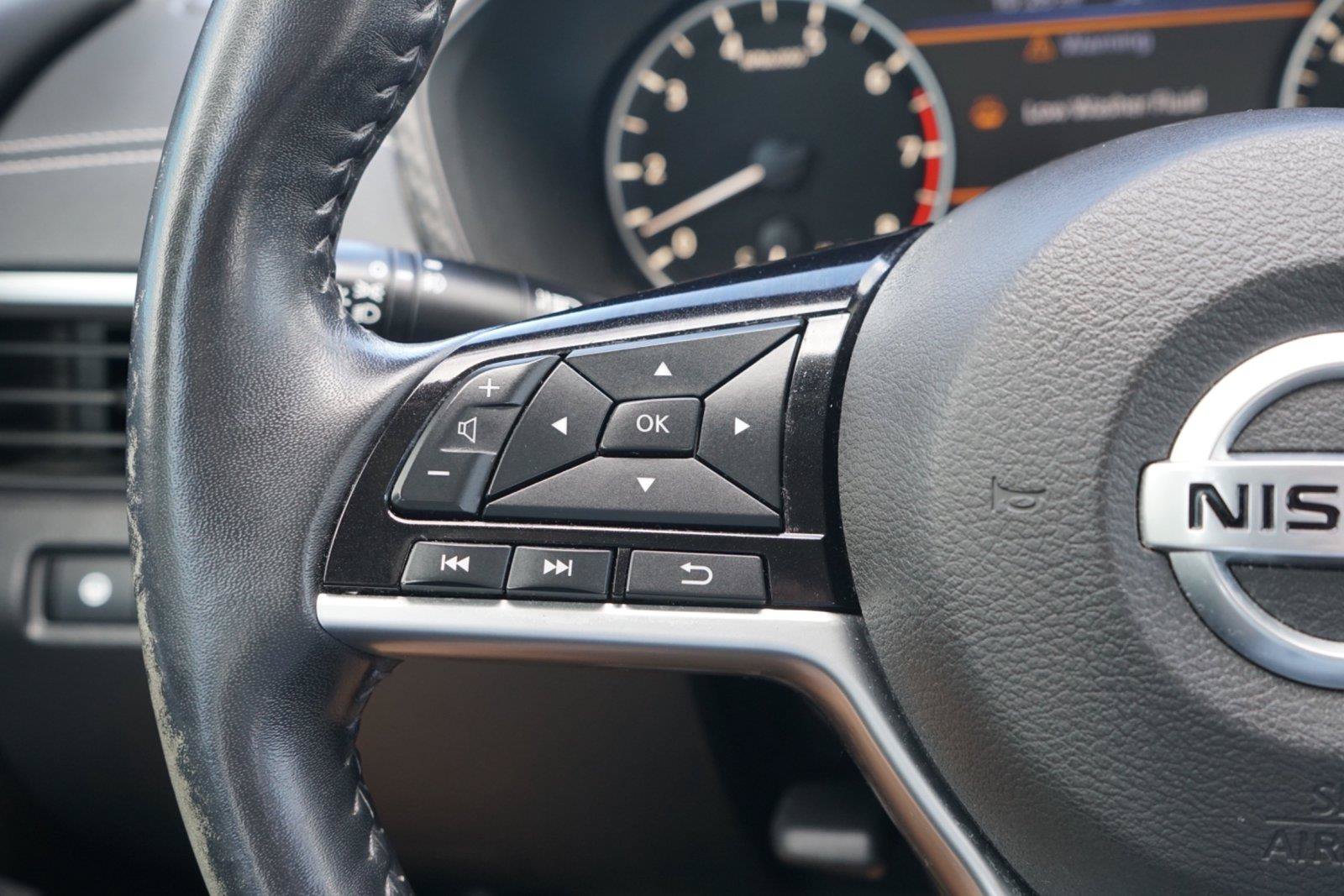Used 2019 Nissan Altima 2.5 SV FWD image 17