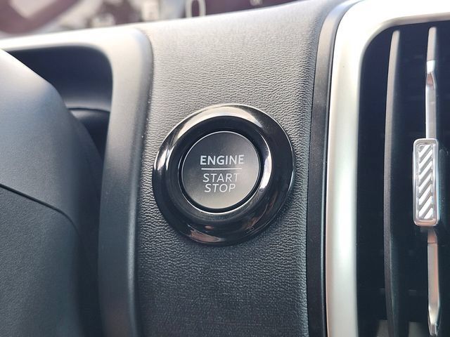 Certified 2025 Ford Expedition Active AWD/4WD image 27