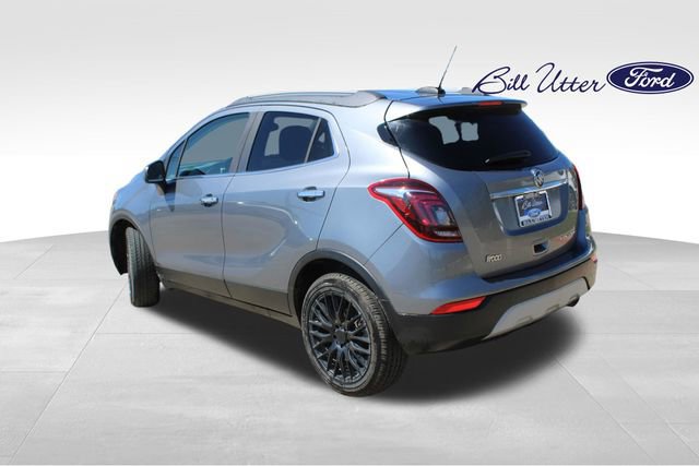 Used 2020 Buick Encore Preferred image 3