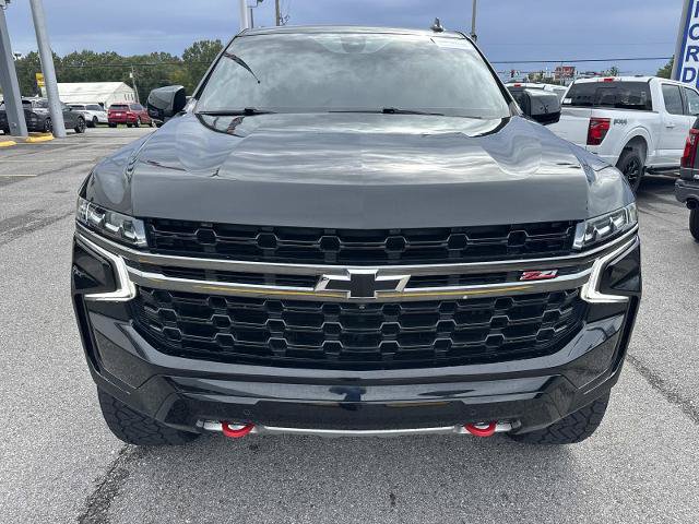 Used 2022 Chevrolet Suburban Z71 w/ Luxury Package AWD/4WD image 2