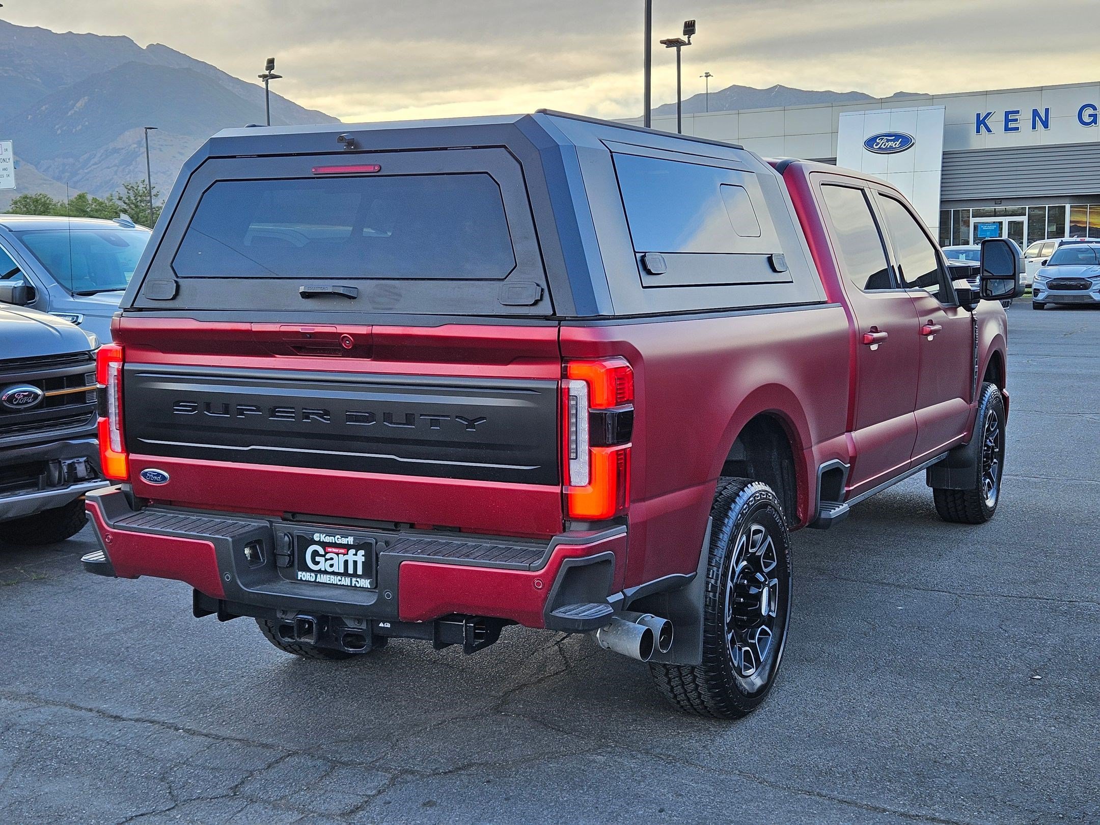 Certified 2025 Ford F250 Platinum AWD/4WD image 3