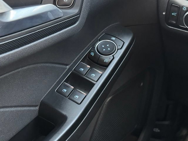 Certified 2025 Ford Escape ST-Line Select AWD/4WD image 36