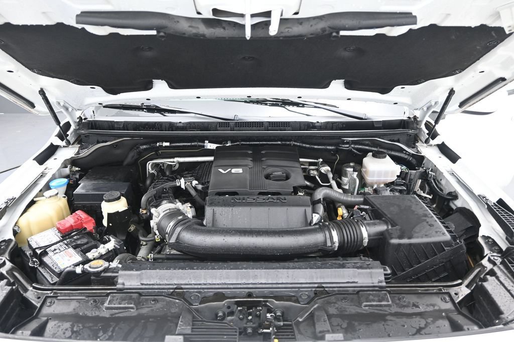 Used 2022 Nissan Frontier SV RWD image 11