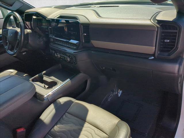 Used 2024 Chevrolet Silverado 2500 ZR2 w/ Technology Package image 21