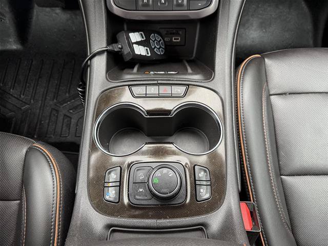 Used 2021 GMC Acadia AT4 w/ Technology Package AWD/4WD image 26