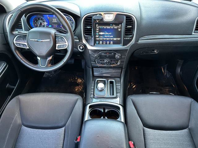 Used 2022 Chrysler 300 Touring w/ Sport Appearance Package RWD image 12