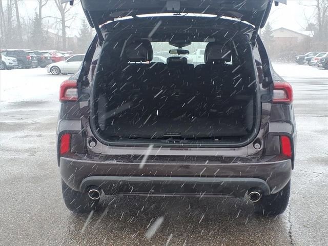 Certified 2023 Ford Escape ST-Line image 9