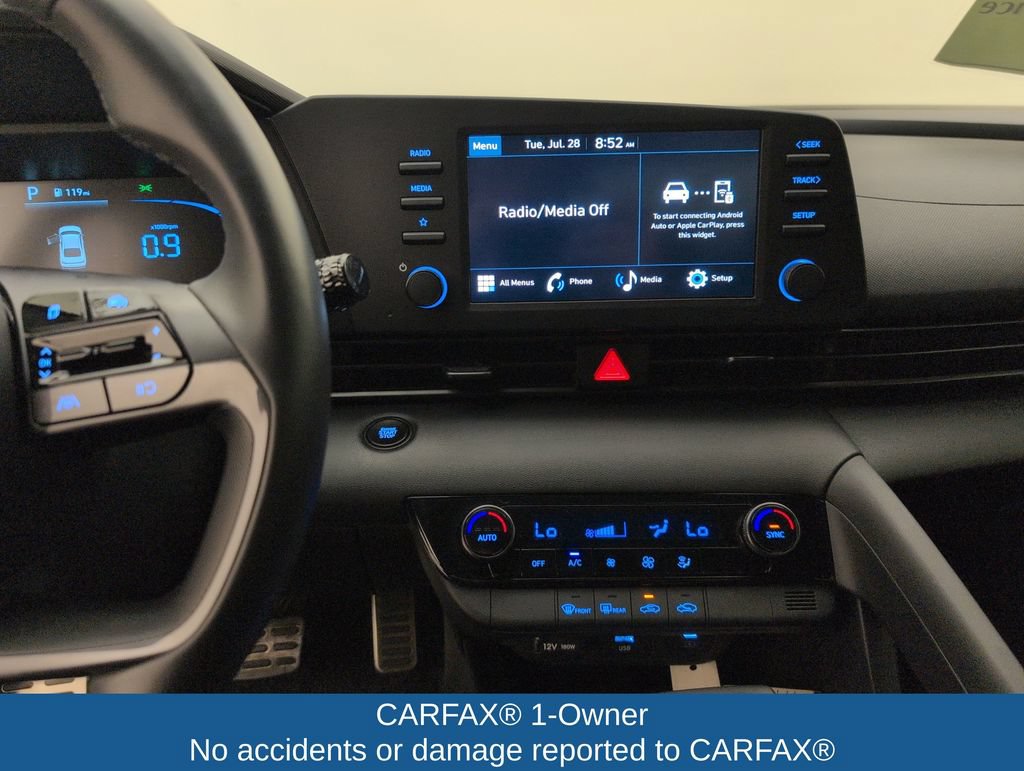 Used 2025 Hyundai Elantra Sport FWD image 17