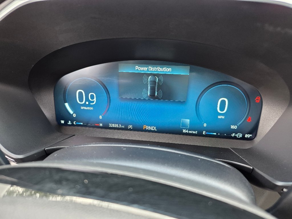 Certified 2023 Ford Escape Platinum w/ Premium Technology Package AWD/4WD image 3