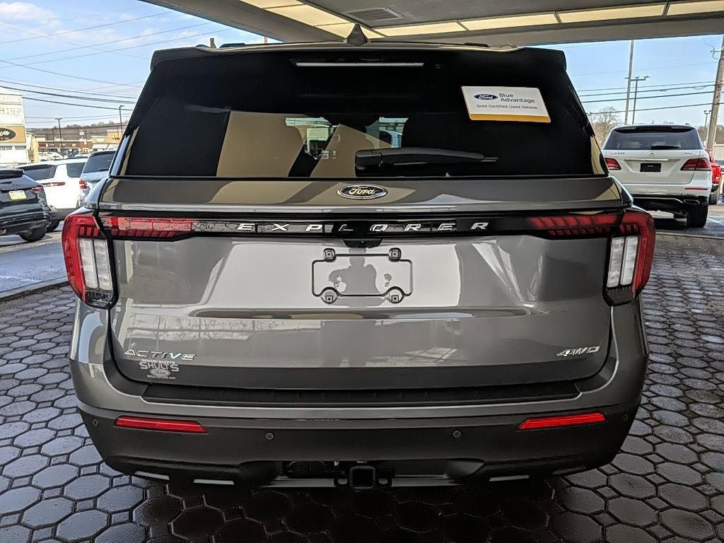 Certified 2025 Ford Explorer Active image 4